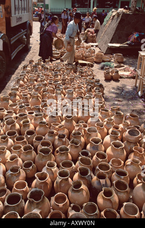 Giorno di mercato, Santiago de Atitlan, Guatemala, America Centrale Foto Stock