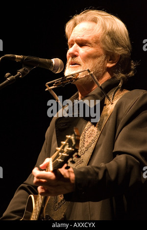 Kris Kristofferson presso la Royal Concert Hall di Glasgow, Scotland, Regno Unito. Foto Stock