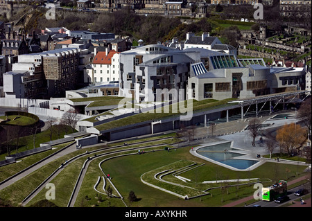 Birds Eye view di edificio del parlamento scozzese, Holyrood, Edimburgo in Scozia, Regno Unito, Europa Foto Stock