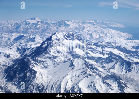 Foto aerea della coperta di neve delle Ande, Cile, Santiago de Cile Foto Stock