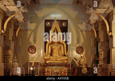 Kandy, Zahntampel mit heiligem Bodhi Baum, Buddha Foto Stock