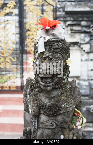 Statua, Pura Jagatnatha, Denpasar Foto Stock