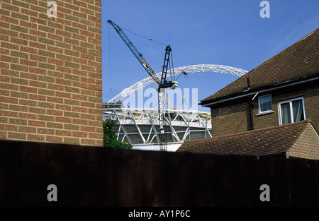 Il nuovo stadio di Wembley in costruzione nel settembre 2005 Londra City Inghilterra REGNO UNITO Foto Stock