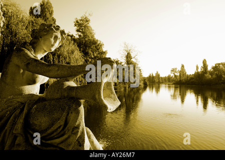 Regno Unito Londra Kensington Gardens Park giardini italiani Foto Stock