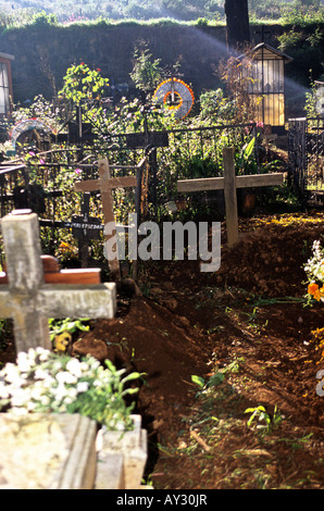 Tombe decorate durante il Dia de Muertos Giorno dei Morti Patzcuaro Michoacan Messico Foto Stock