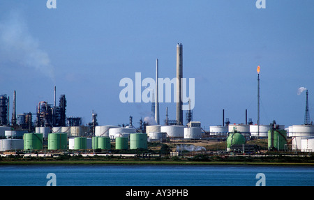 Esso raffineria di petrolio Fawley, Hampshire, Regno Unito Foto Stock