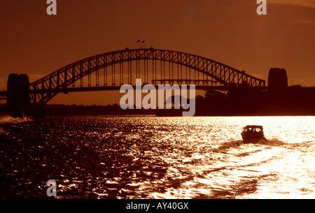 Ponte' notte, sunset city sera'sydney romanticismo arch, 'vista da "punto acquarie Australiano, Australia, australiano, baia , bri Foto Stock