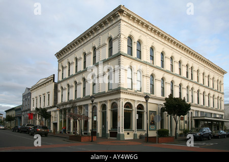 Grand vecchio edificio nel centro di Eureka Foto Stock