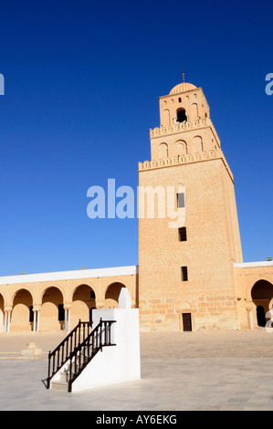 Meridiana e Minareto della Grande Moschea, Kairouan Tunisia Foto Stock