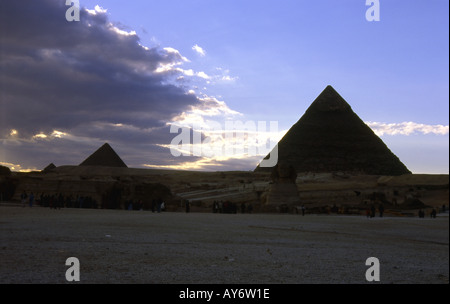 Royal egiziano mortuaria & strutture sacre Piramidi di Giza necropoli Cairo Repubblica Araba di Egitto Nord Africa Medio Oriente Foto Stock