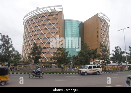 Un moderno edificio che la ospita gli uffici del settore, Hyderabad Foto Stock