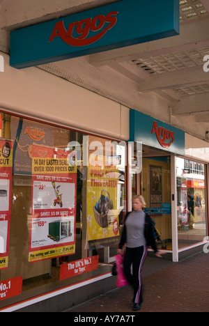 Argos, High Street, Hounslow, Middlesex, Regno Unito. Foto Stock