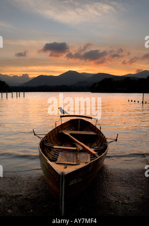 Tramonto sulla Derwent Water, Keswick, Lake District, Cumbria Foto Stock