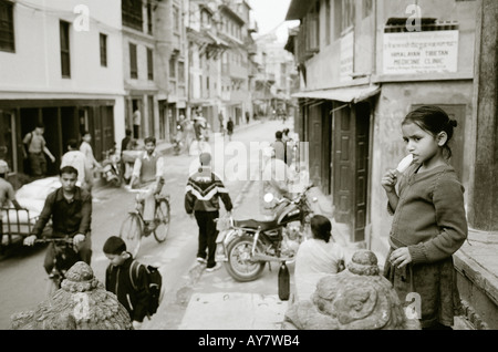 Viaggi nel mondo. Scena di strada e la vita in Patan a Kathmandu in Nepal in Asia. Reportage Wanderlust evasione Storia e cultura Foto Stock