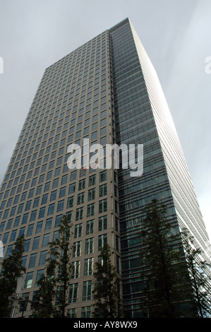 40 Bank Street edificio in Heron Quays, Canary Wharf, Docklands di Londra, Regno Unito Foto Stock