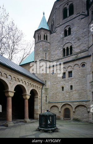 Essen, Münster, Westbau und Paradies Foto Stock