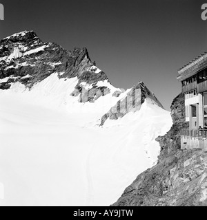 Cima dello Jungfrau dal Jungfraujoch Foto Stock