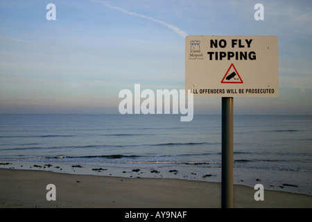 No Fly il ribaltamento di firmare con la costa est del Northumberland vicino Druridge Bay Regno Unito Foto Stock