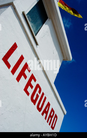 Kings Parade Lifeguard Station, Birkenhead. Sul fronte mare su Kings Parade, la penisola di Wirral vicino a Liverpool, Merseyside. Foto Stock