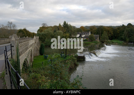 Il ponte a pedaggio sul fiume Avon Foto Stock