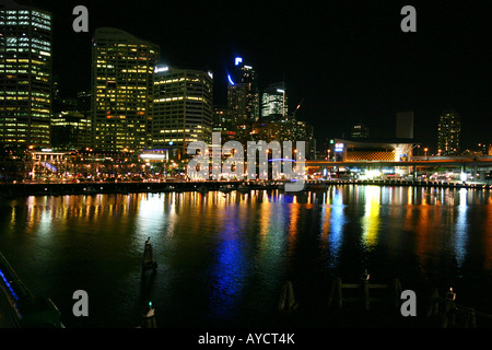 Immagine notturna di Darling Harbour Sydney austria Foto Stock