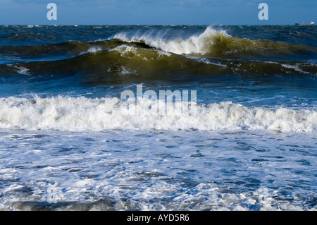 Grande Mare nella laminazione a Joss Bay Broadstairs Kent Foto Stock