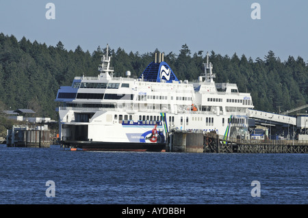 Ispirazione costiere unità gemella al Rinascimento costiera ormeggiato nella baia di partenza di Nanaimo Canada Foto Stock