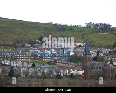 Case sul pendio di una collina in Ebbw Vale, Blaenau Gwent, Galles Foto Stock