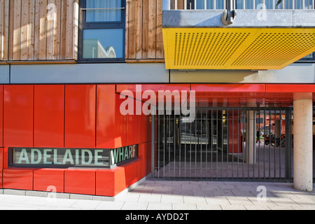 Adelaide Wharf lavoratore chiave appartamenti, Shoreditch, Londra, ingresso Foto Stock