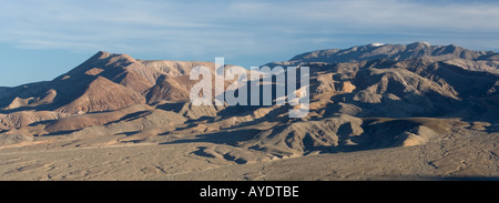 Eureka dune nel Parco Nazionale della Valle della Morte di un Naturale Nazionale Landmark View verso nord in ultima possibilità montagne, California Foto Stock