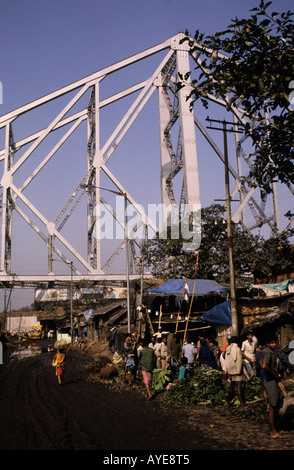 India del nord Caption locale Calcutta quella di Howrah Bridge Foto Stock