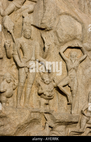 Arjuns penitenza Rock Carving in rilievo a Mamallapuram India del Sud Foto Stock