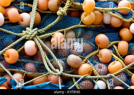 Abstract le reti da pesca e boe. Il Kerala. India Foto Stock