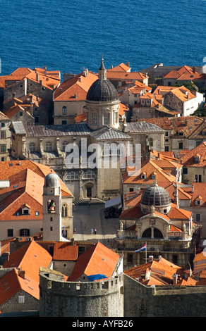 Skyline Dubrovnik, Croazia, mostrando la cupola della cattedrale di San Biagio Foto Stock