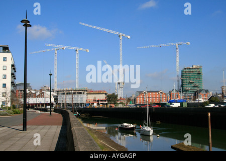 Fiume orwell nuovo taglio rigenerazione est Ipswich Town Center shopping suffolk County town East Anglia England Foto Stock