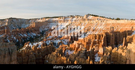Parco Nazionale di Bryce Canyon, Utah, Winter Sunrise, dal punto al tramonto Foto Stock