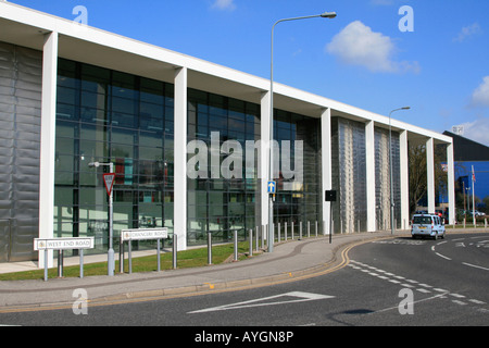 Corona di Ipswich e county court nuovo edificio centro città capoluogo di contea di Suffolk East Anglia England Regno unito Gb Foto Stock