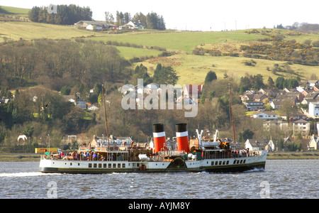 'Il WAVERLEY',l'ultimo mare andando battello a vapore in tutto il mondo, naviga sul fiume Clyde,Scozia. Foto Stock