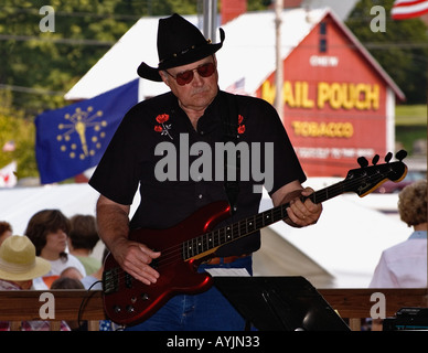 Il chitarrista a Lanesville Heritage Festival in Lanesville Indiana Foto Stock