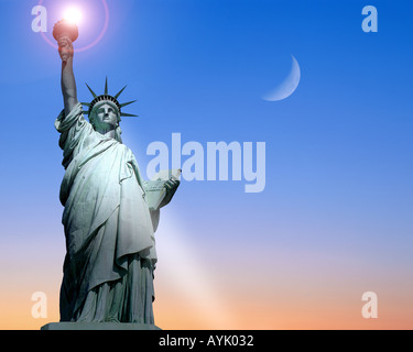 USA - NEW YORK: la Statua della Libertà su Liberty Island Foto Stock