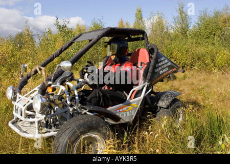 Off road karting Circolo Polare Artico Area escursionistica vicino a Rovaniemi FINLANDIA Foto Stock