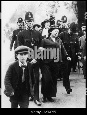 Suffragettes arrestato Foto Stock