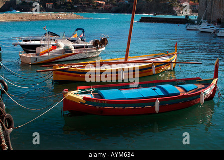 Tradizionali barche da pesca collioure Francia Foto Stock