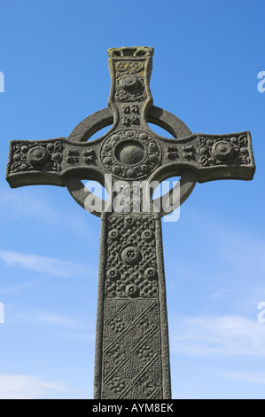 St Johns replica cross St Marys abbey Isola di Iona Ebridi Interne Argyll and Bute Scozia UK GB EU Europe Foto Stock