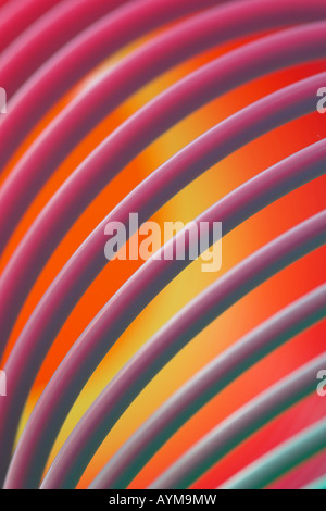 Close up immagine astratta di una molla Slinky Foto Stock