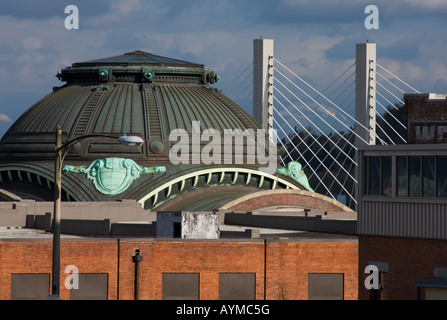 Tacoma's Union Station e SR-509 bridge Foto Stock