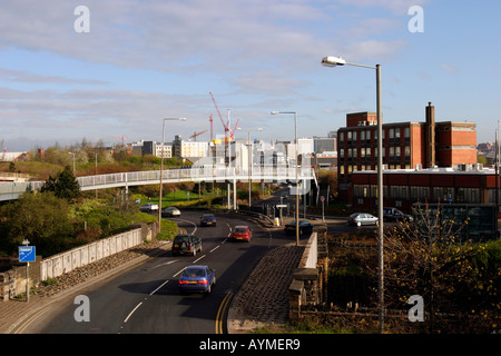 Leeds skyline dalla strada di Dewsbury Leeds Inghilterra Foto Stock