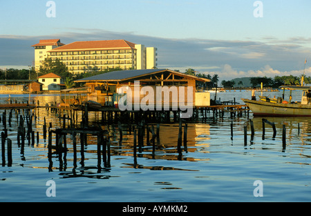 Sabah watervillage di Kota Kinabalu Foto Stock
