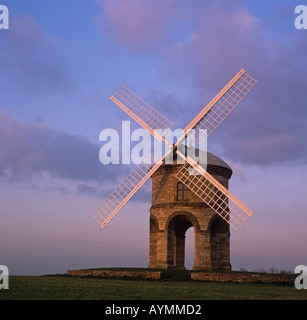 Chesterton Windmill all ultima luce Warwickshire Foto Stock