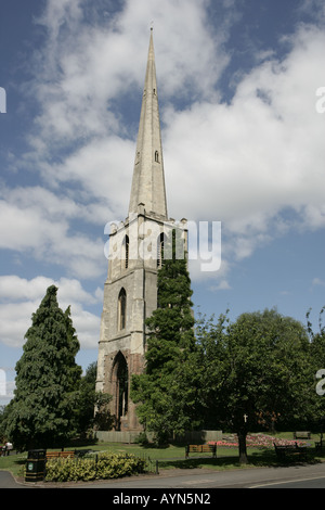 La torre di St Andrews Worcester ora tutto ciò che resta della chiesa. È conosciuto come il Glover di ago, Foto Stock